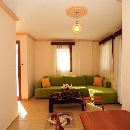 Apart-hotel Lemon Tree 3*